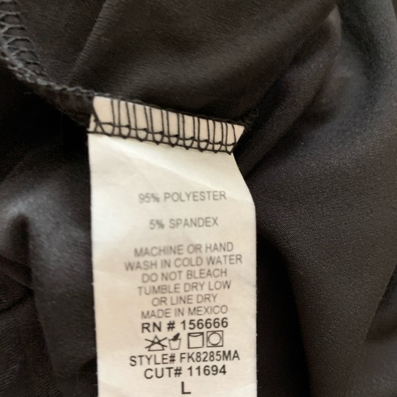 Free Kisses Maternity Hoody - Picture 6 of 6